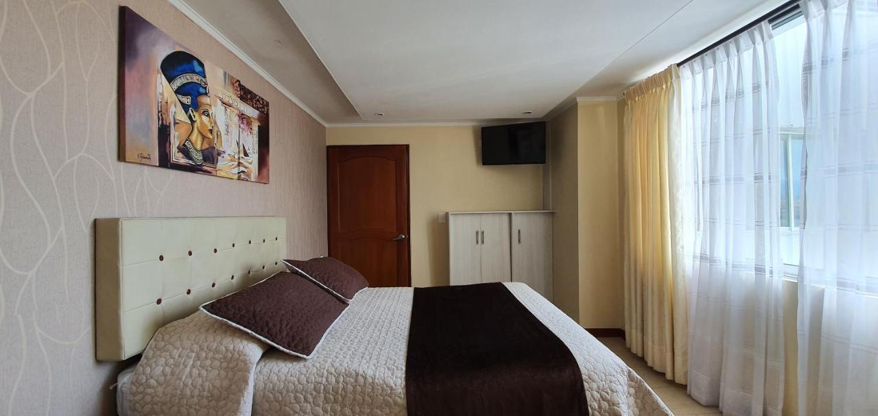 Dubai Hotel